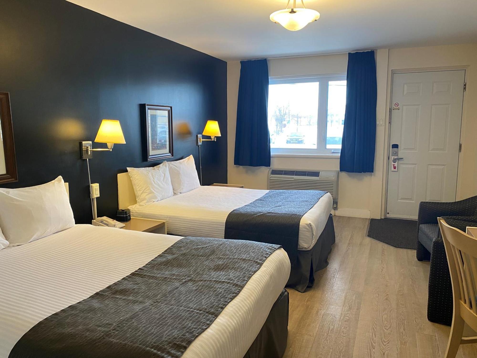Hotel Centre-Ville Монманьи Экстерьер фото
